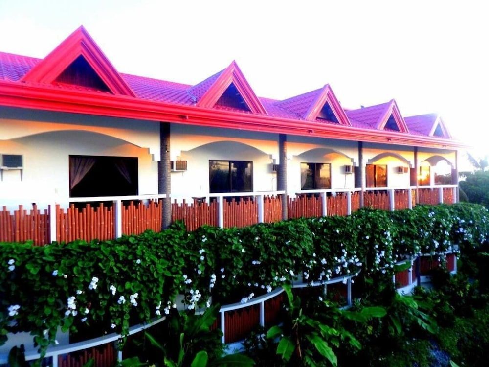 undefined Oasis Resort and Spas 4
