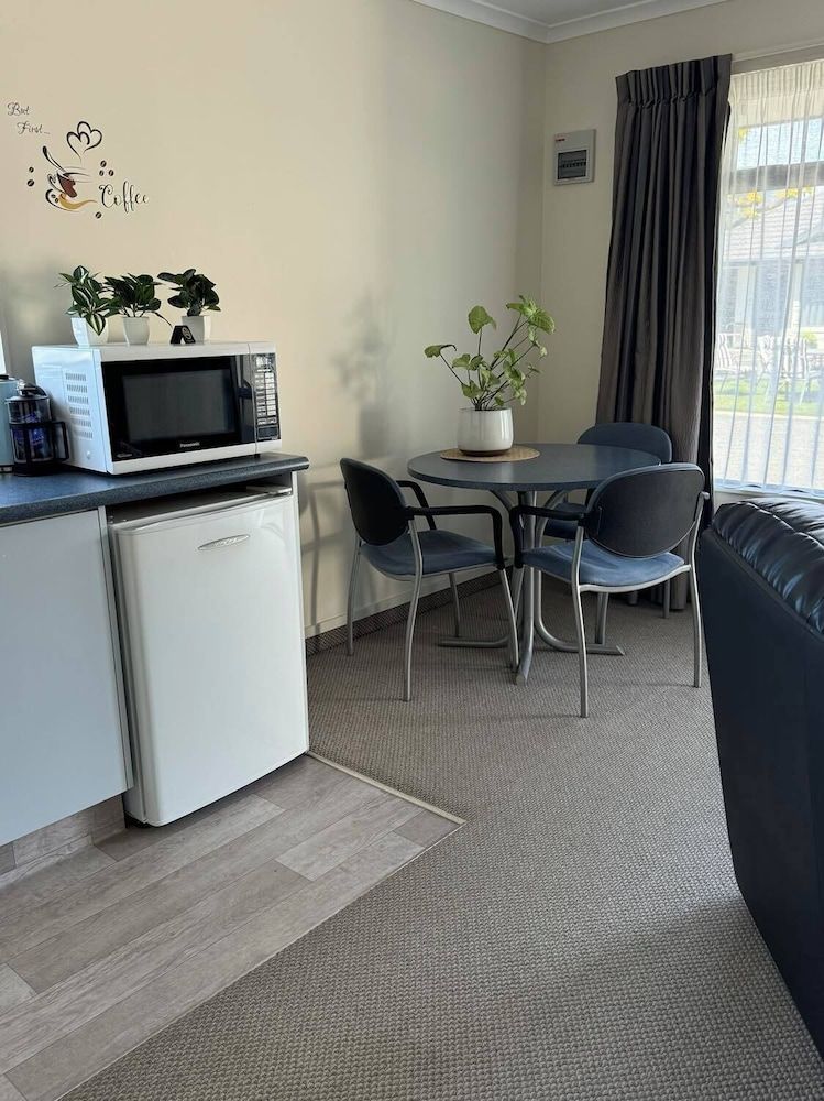 Centre Court Motel Executive Suite, 1 Bedroom 4