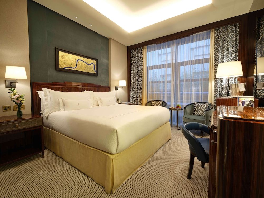 The Beaumont Mayfair Classic Room