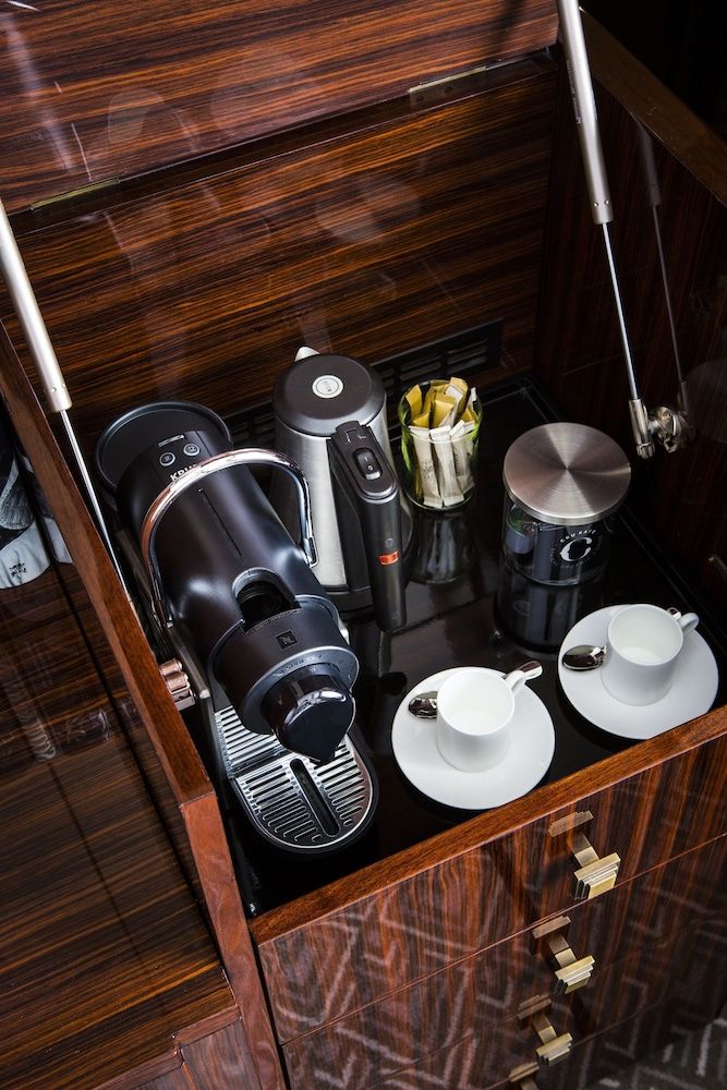 The Beaumont Mayfair Classic Room 5