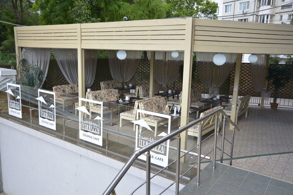 Children's Play Area