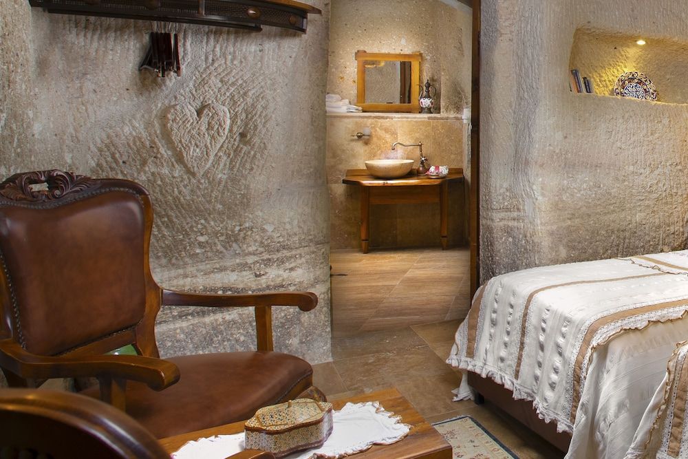 Terra Cave Hotel Economy Twin Cave Room 7