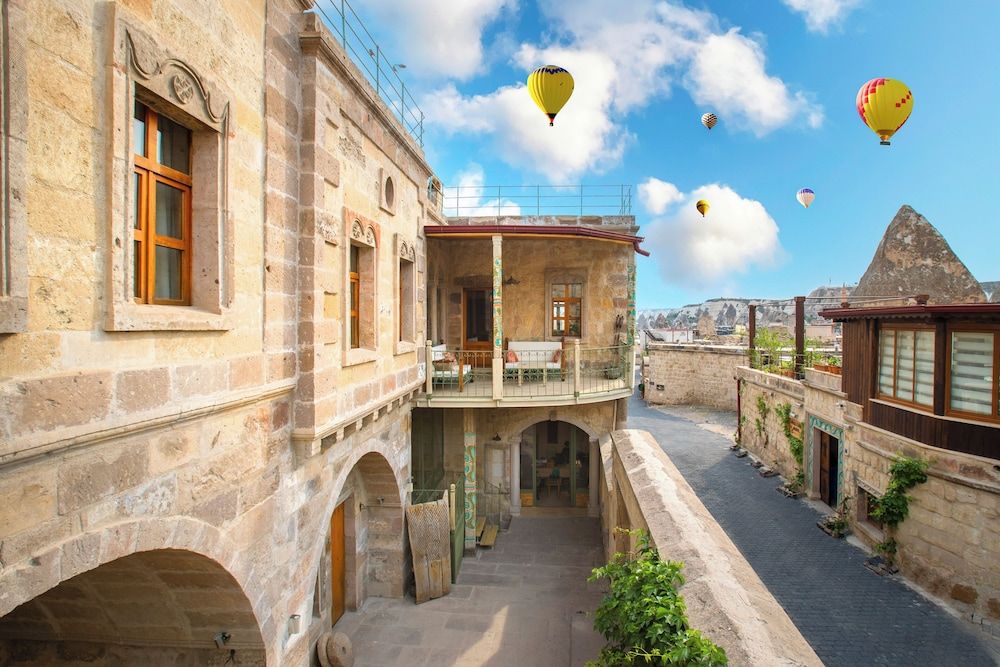 undefined Terra Cave Hotel 10