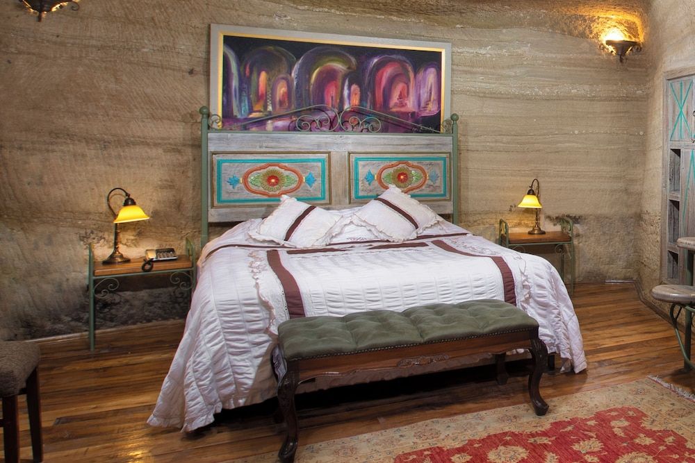 Terra Cave Hotel Junior Cave Suite 8