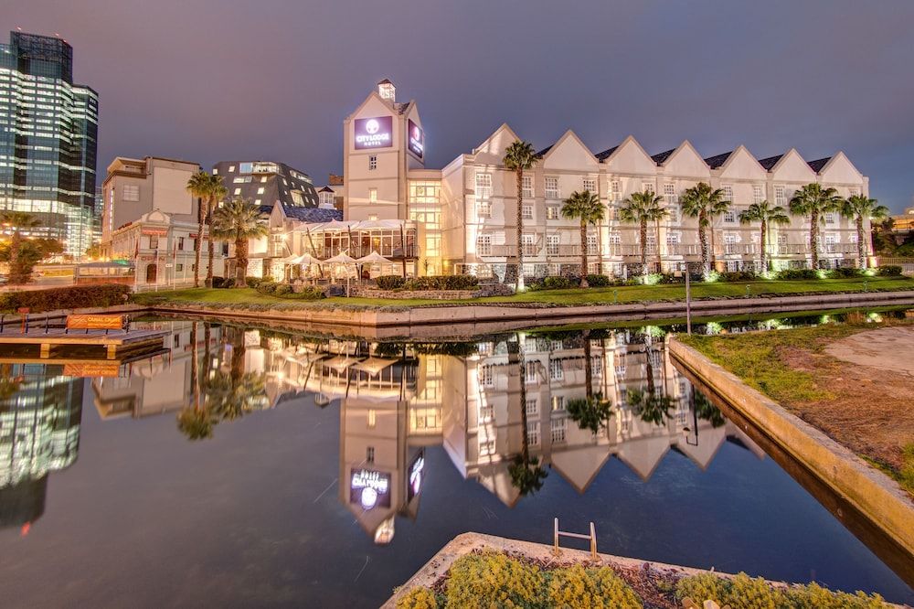 undefined City Lodge Hotel Victoria And Alfred Waterfront 7