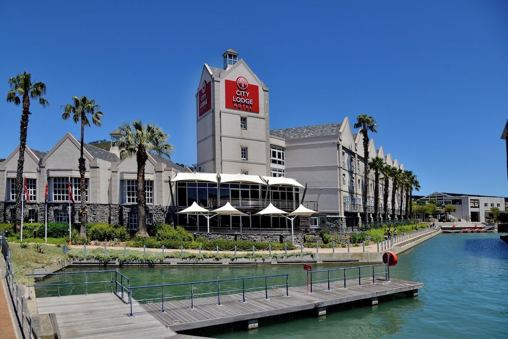 undefined City Lodge Hotel Victoria And Alfred Waterfront 2