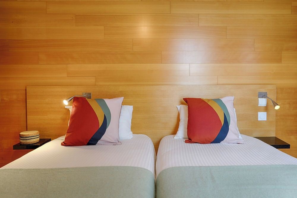 Brit Hotel Le Branhoc Standard Twin Room 4