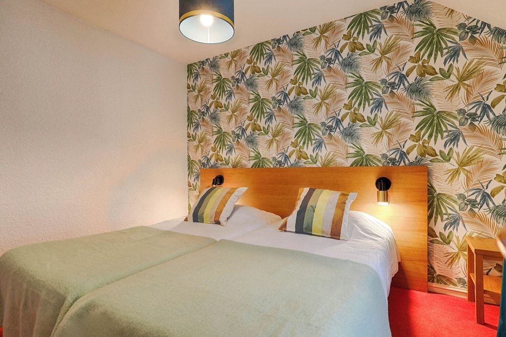 Brit Hotel Le Branhoc Standard Twin Room 14