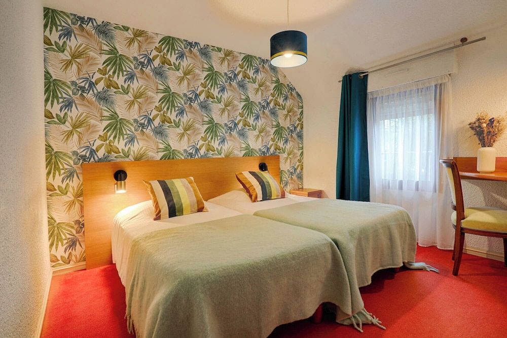 Brit Hotel Le Branhoc Standard Twin Room 16