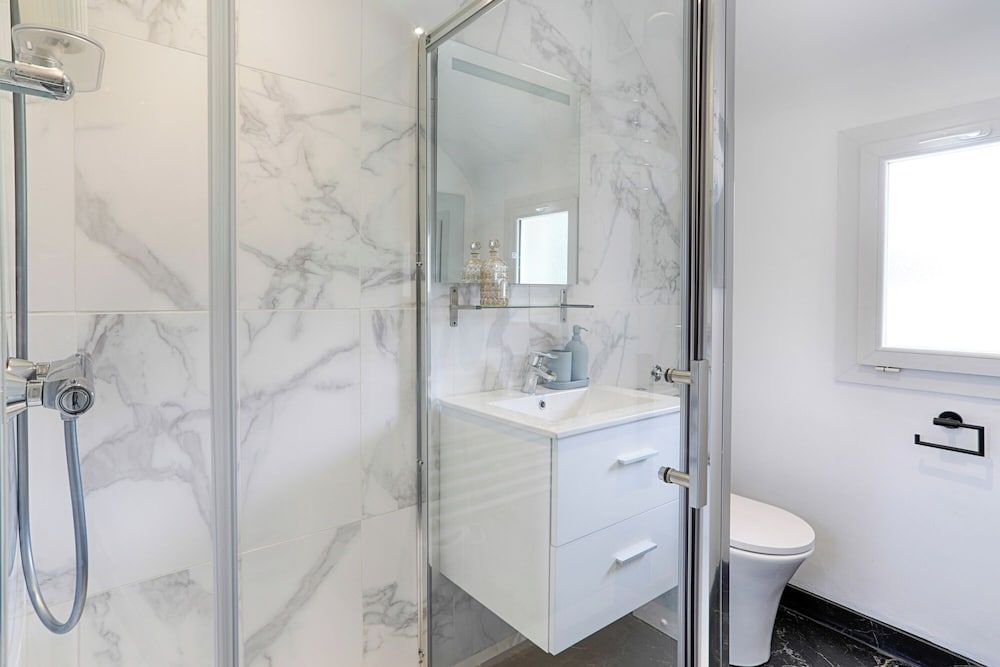 Brit Hotel Le Branhoc Superior Double Room (Shower) 29