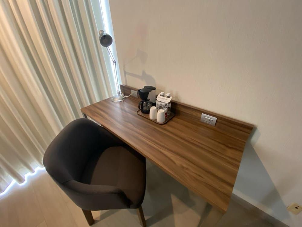 Hotel Panorama Executive Room, 2 Double Beds, City View 9