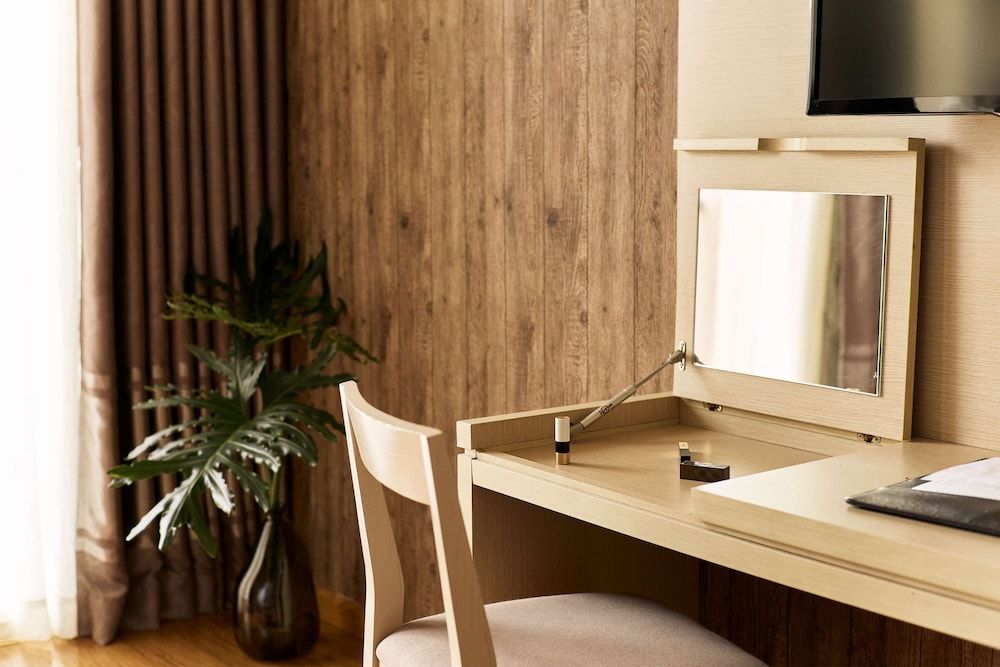 GK Central Hotel Premium Double Room 23