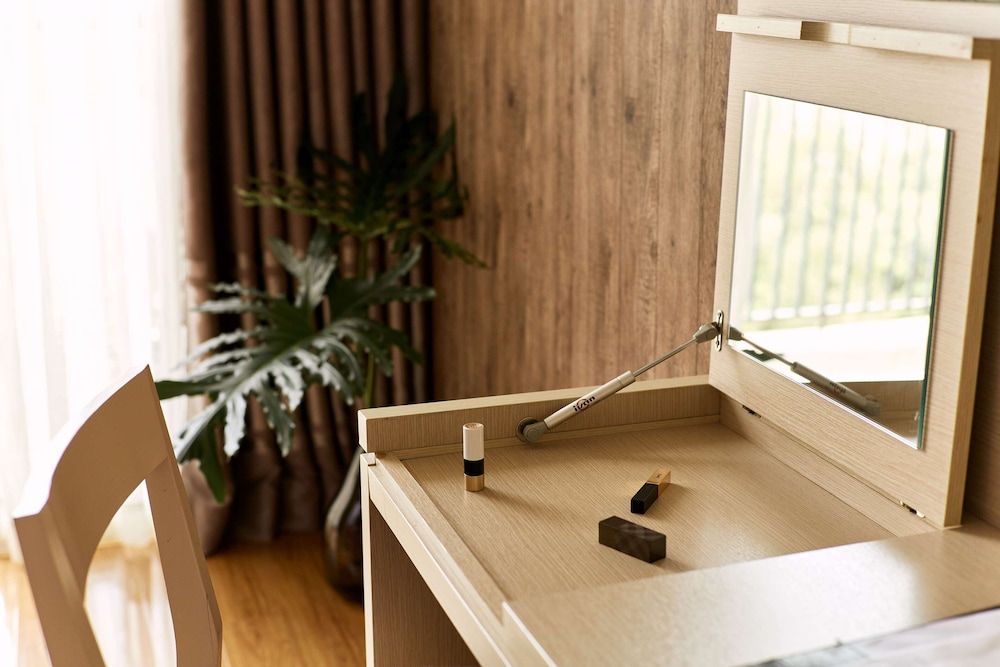 GK Central Hotel Premium Double Room 10