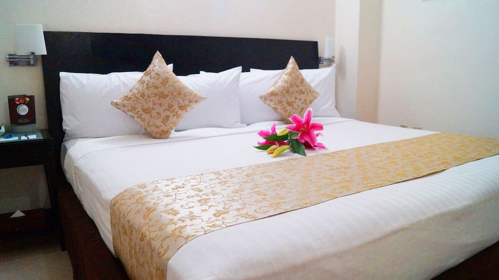 Best Western Taxco Suite, 1 King Bed, Balcony 3