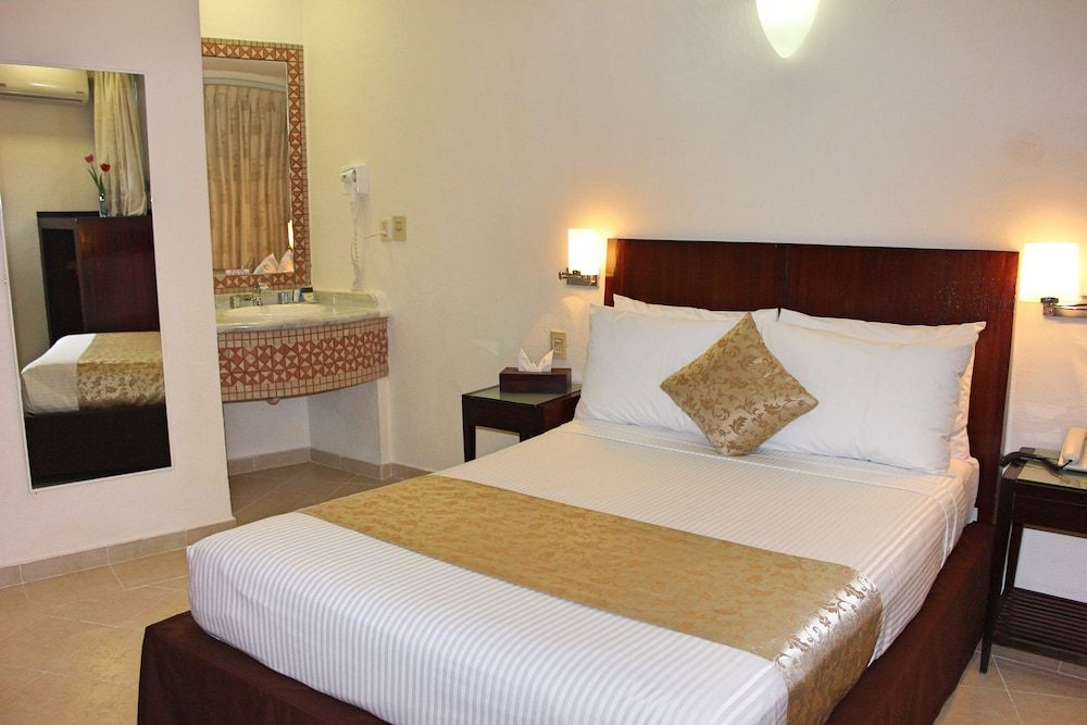 Best Western Taxco Standard Room, 1 Double Bed, Non Smoking 3