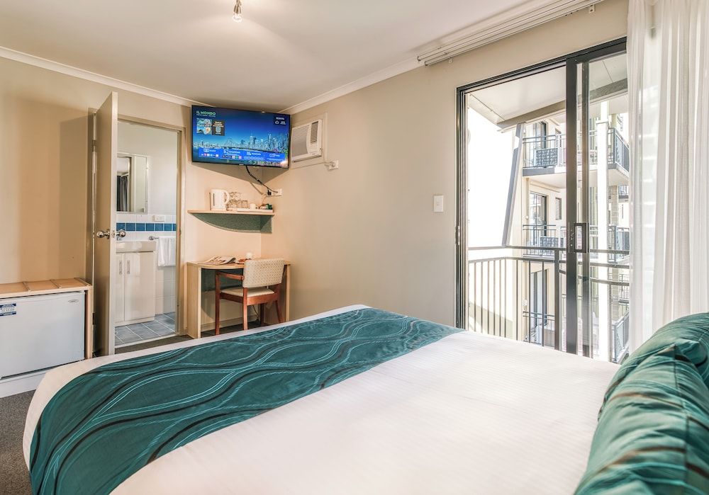 Il Mondo Boutique Hotel Budget Room Stair Access Only 4