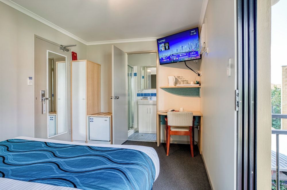 Il Mondo Boutique Hotel Budget Room Stair Access Only 2