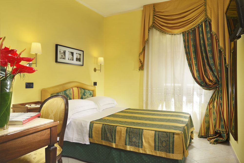 Hotel Tuscolana Standard Double or Twin Room 4