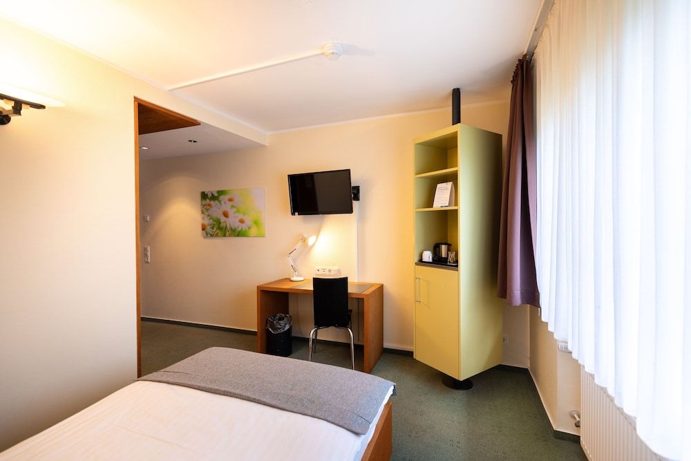 Business Single Room
