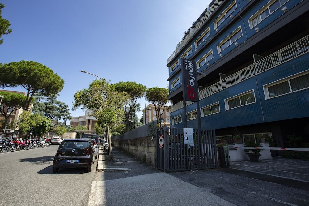 undefined BV Oly Hotel 9