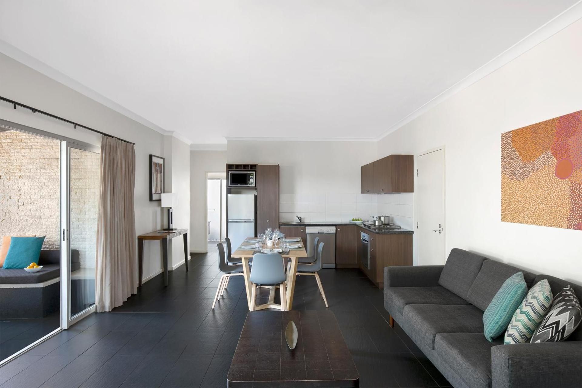 Mantra Frangipani Broome 2 Bedroom Apartment 3