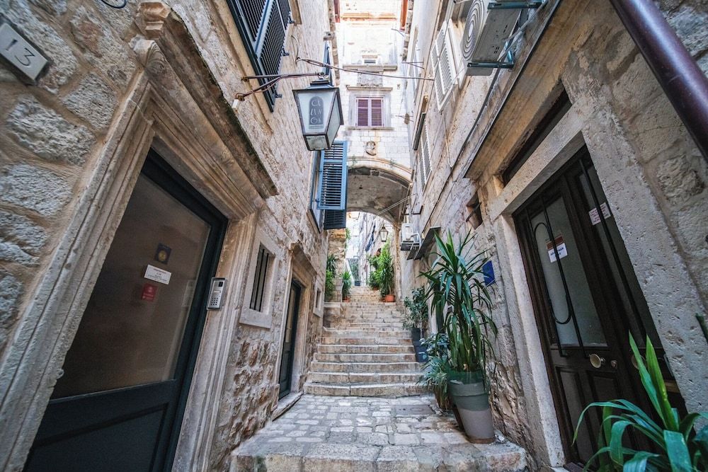 undefined Celenga Apartments with free offsite parking 5