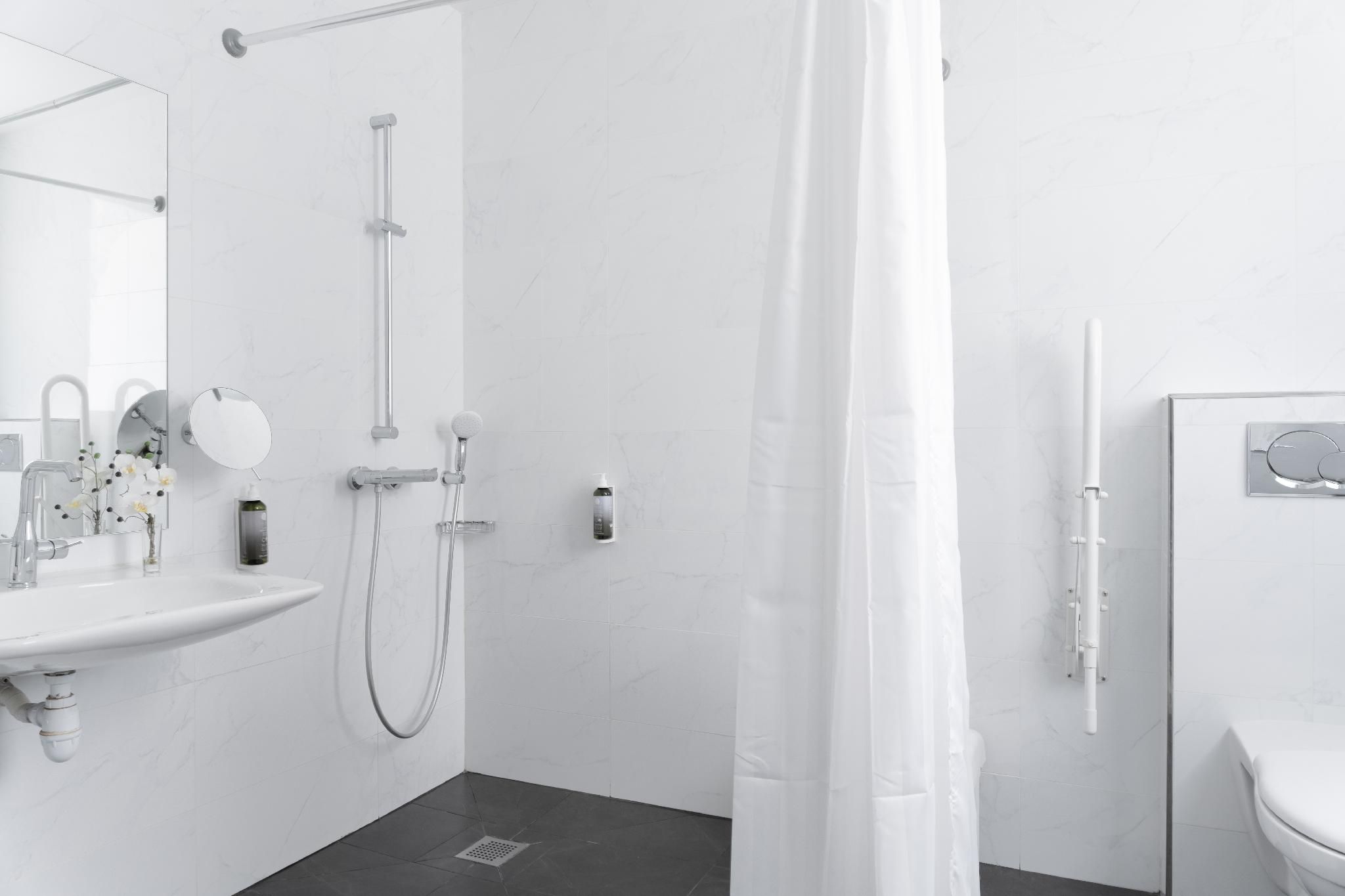 undefined Hôtel Palm - Astotel 5