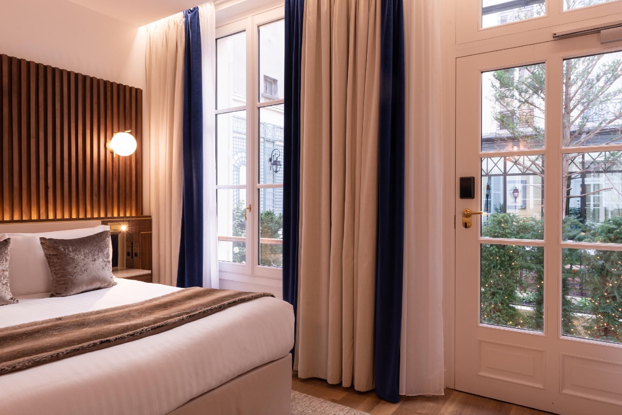 undefined Hotel Lord Byron 8