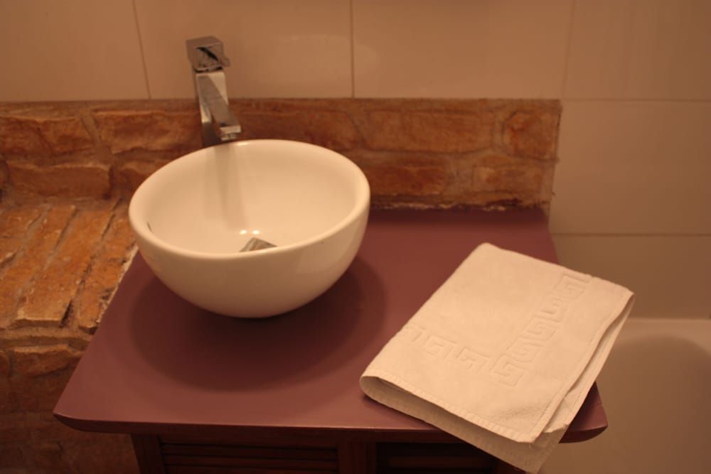 Hotel Hauteville Opera Double or Twin Room 3