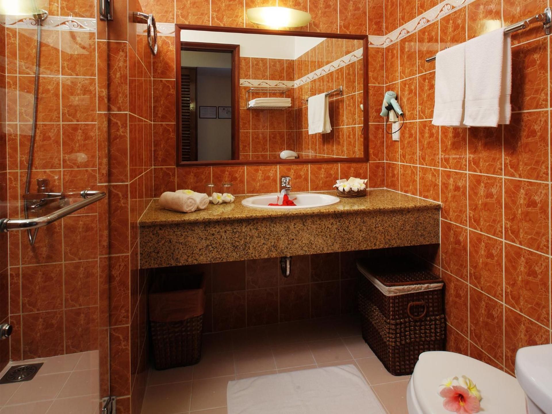 Deluxe Double Garden View Room
