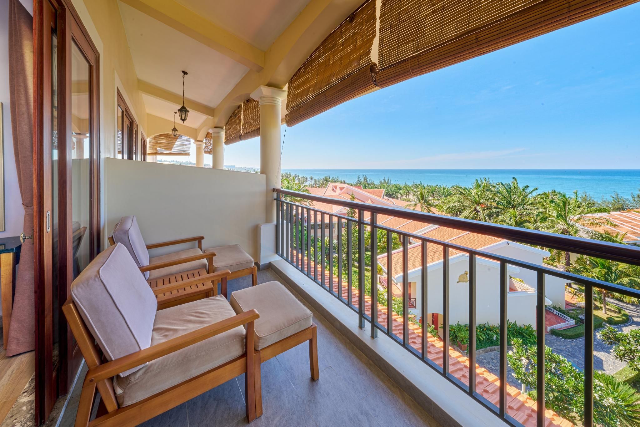 Grand Deluxe Ocean View