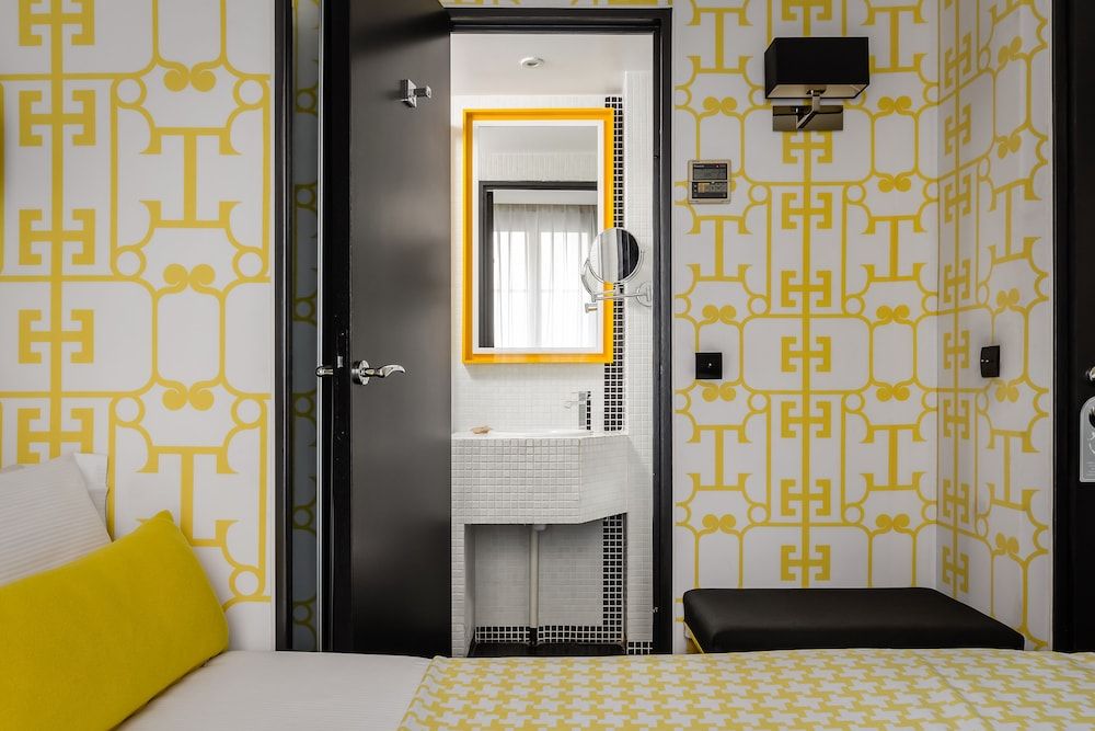 undefined Hôtel Monceau Elysées 7