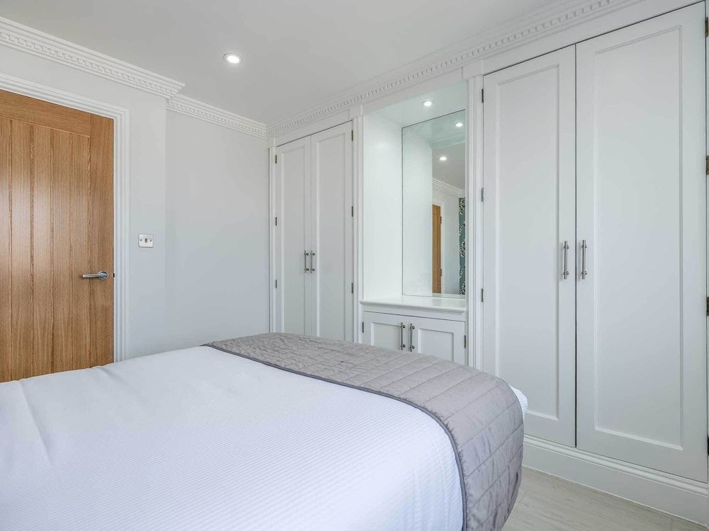 Chelsea Cloisters Serviced Apartments Penthouse 6