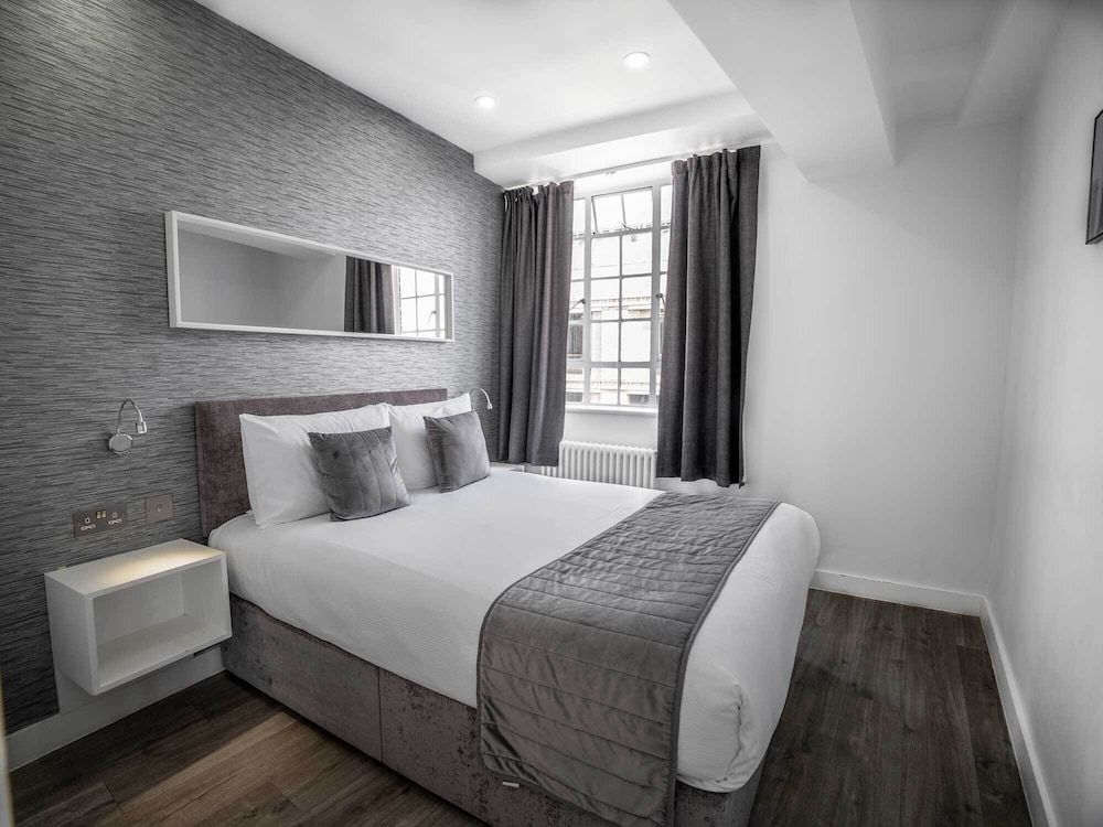 Two Bedroom Apartment (Double, Double & sofa bed)