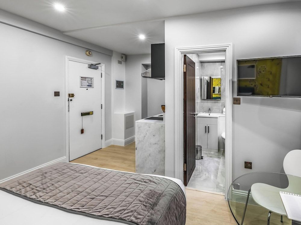 undefined Chelsea Cloisters Serviced Apartments 9