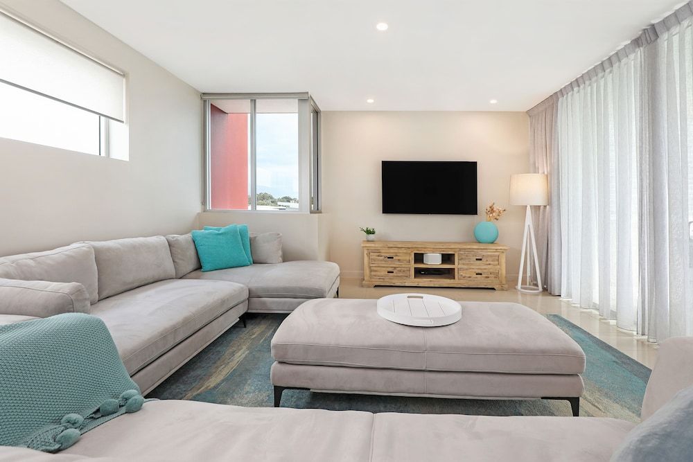 Element on Coolum Beach Three Bedroom Apartment 4