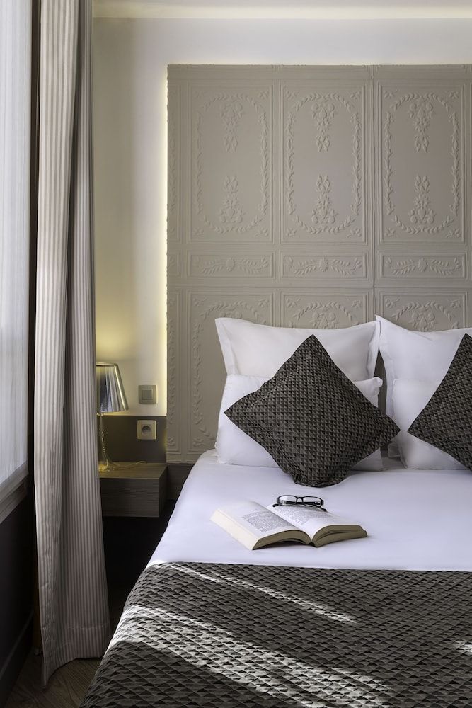 Classic Single Room
