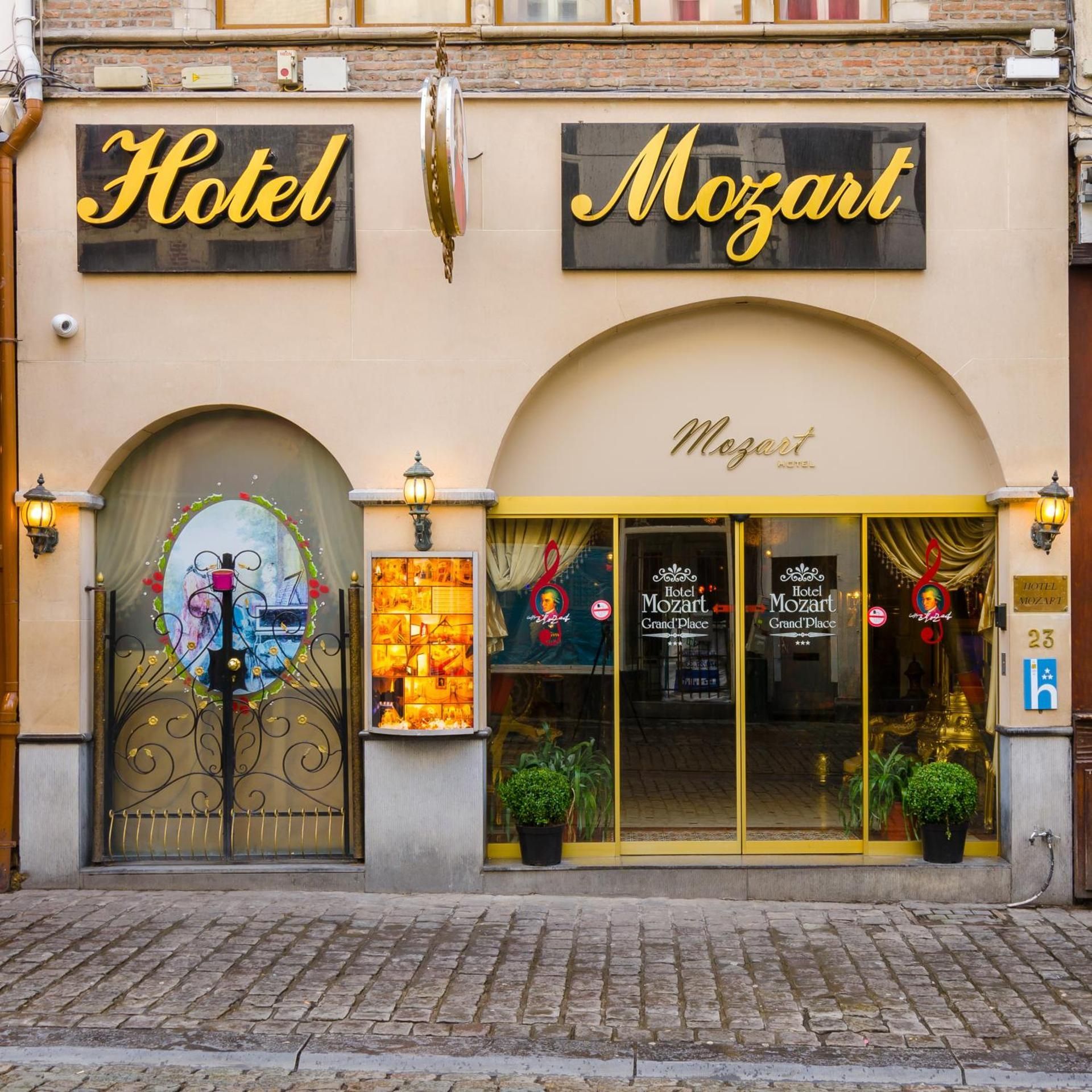 undefined Hotel Mozart 5