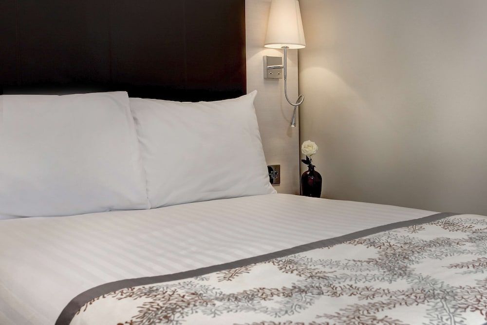 undefined Best Western Chiswick Palace & Suites 5