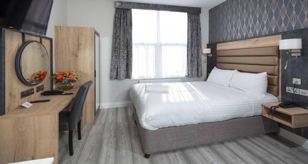 undefined Best Western Chiswick Palace & Suites