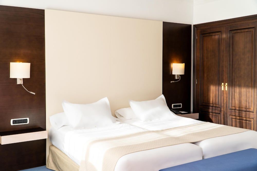 Deluxe Room, 1 Bedroom (single use)