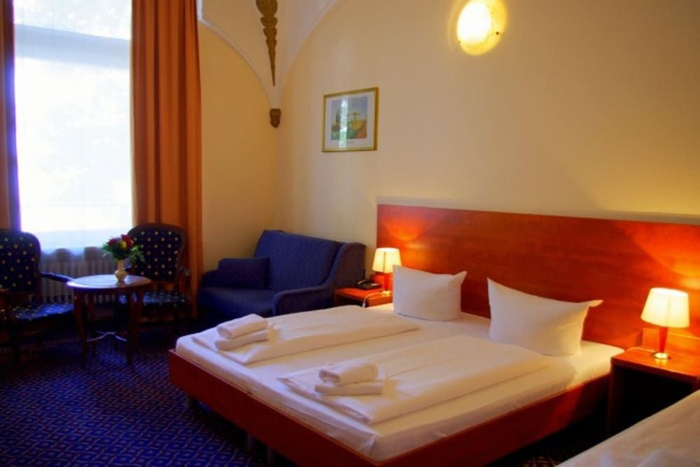 undefined City Hotel am Kurfürstendamm 2