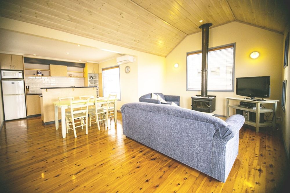 Rayville Boat Houses Villa, 2 Bedrooms, Terrace 5