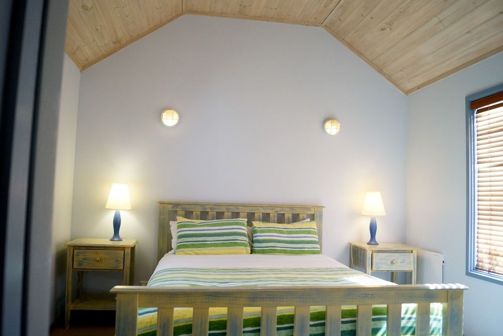 Rayville Boat Houses Villa, 3 Bedrooms 4