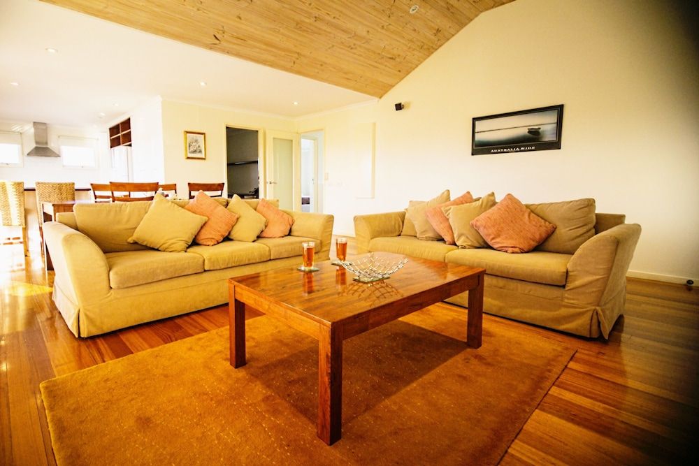 Rayville Boat Houses Penthouse 17