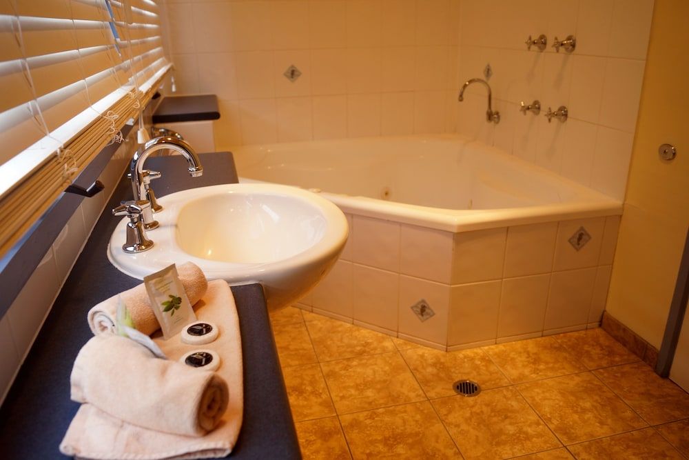 Rayville Boat Houses Villa, 2 Bedrooms, Terrace 10