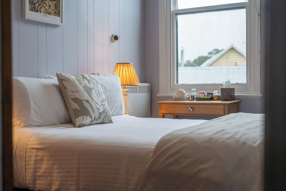 Bischoff Hotel Double Room, Ensuite 3