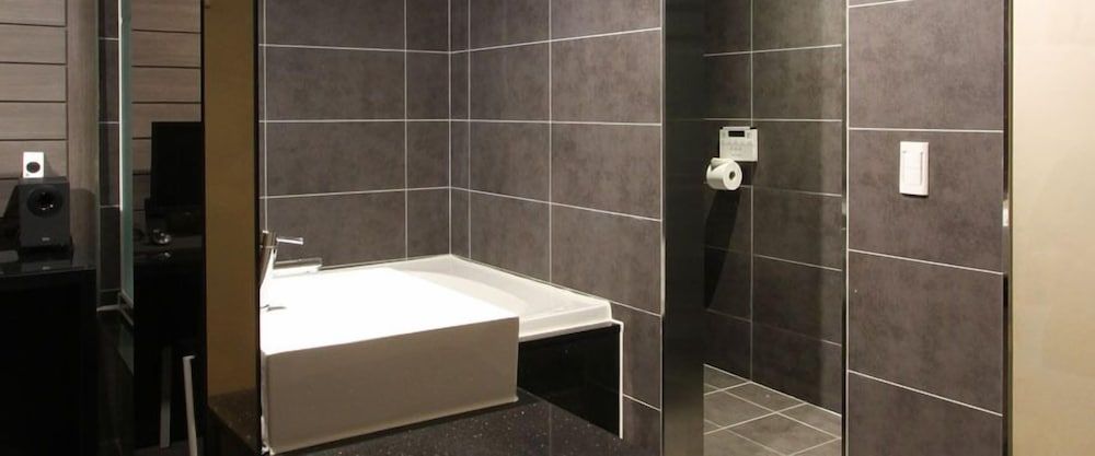 Antives Hotel Standard Room (B) 9