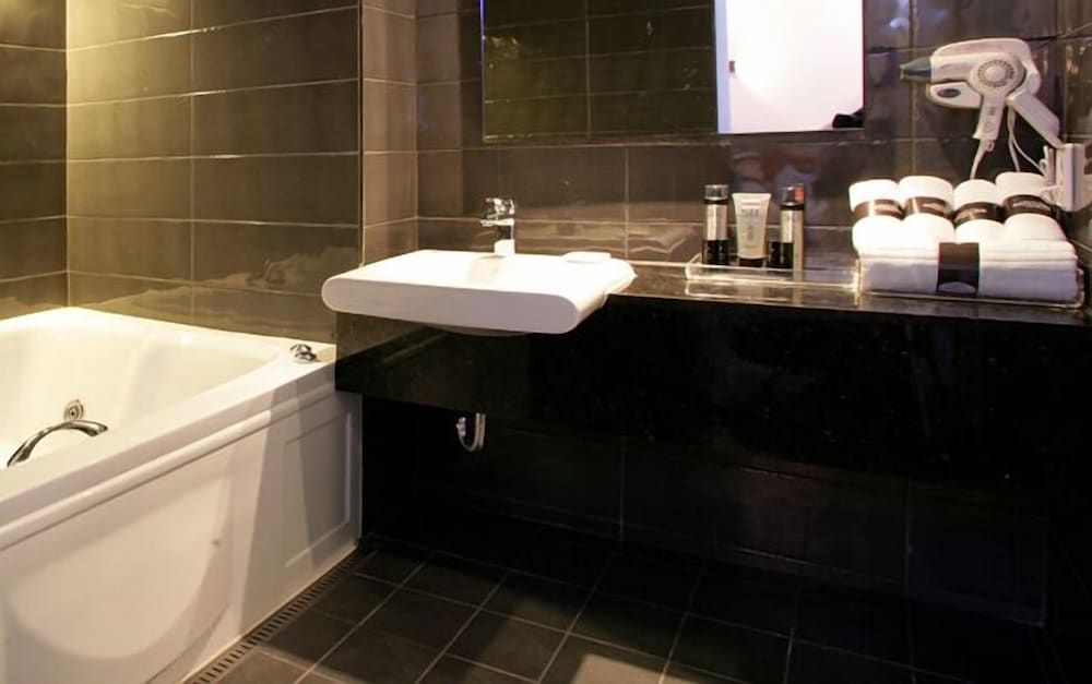 Antives Hotel Standard Room (B) 11