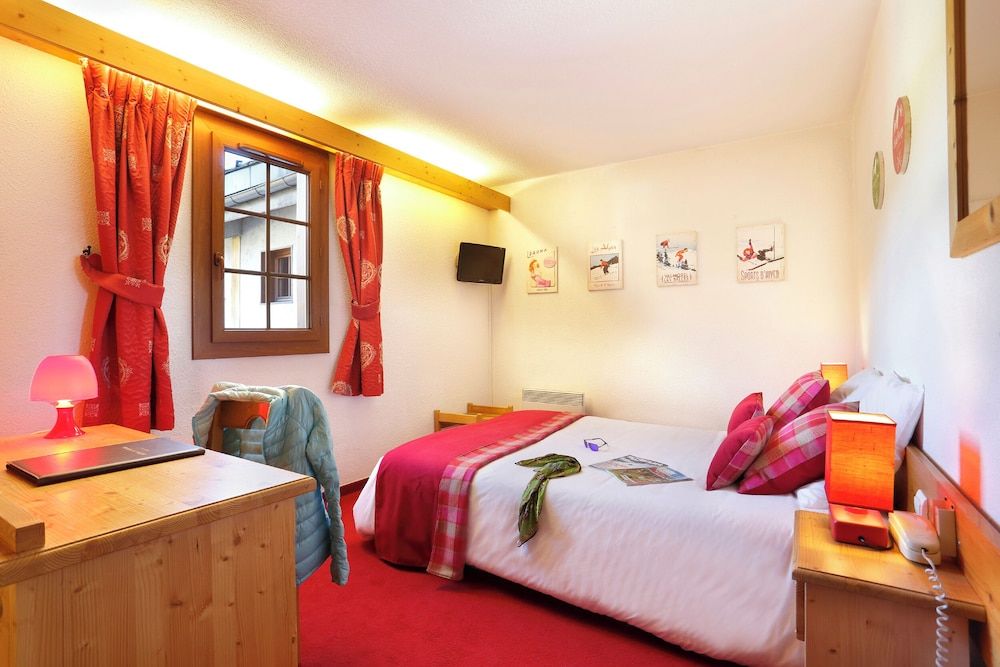 Standard Room, City View